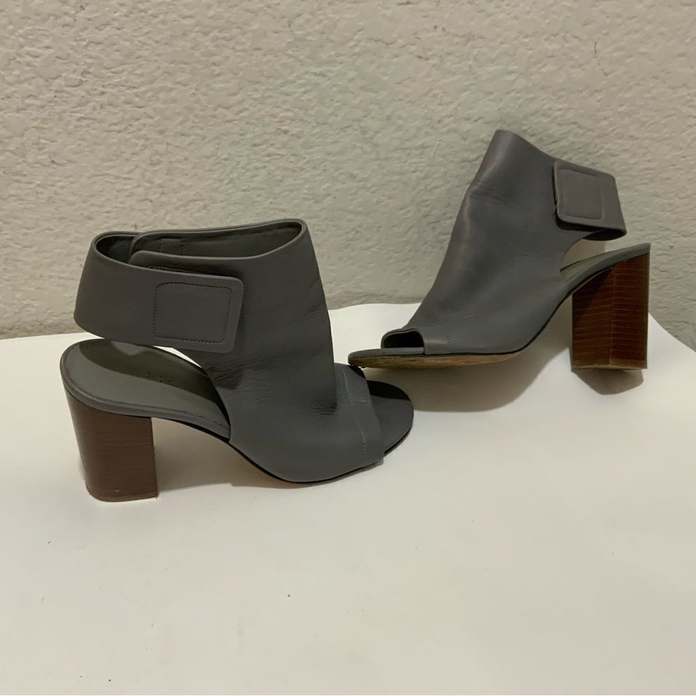 Vince ‘Faye’ Open Toe Gray Bootie size 6.5